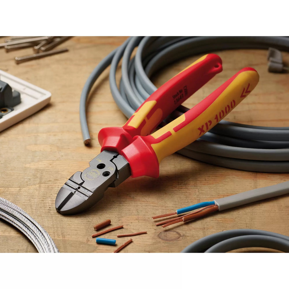 DRAPER TETHERED 4 IN 1 COMBINATION CUTTER 180MM