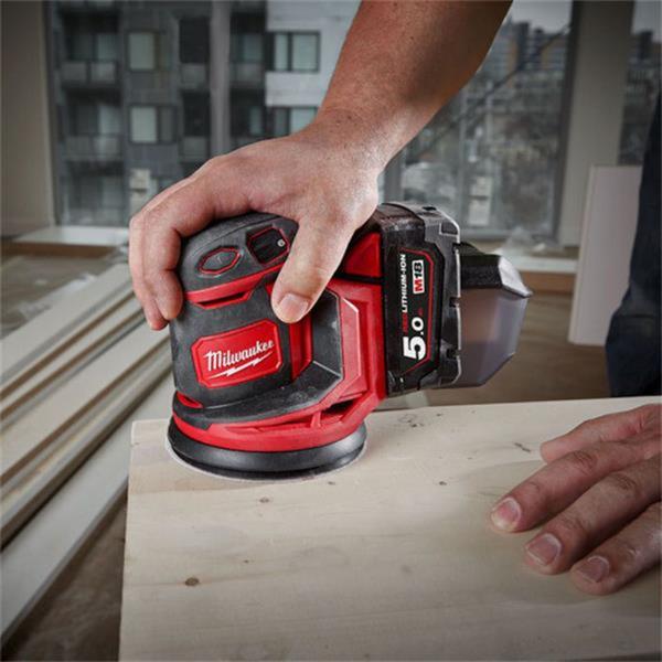 MILWAUKEE M18BOS125-502B M18 125MM RANDOM ORBITAL SANDER (2X5AH)