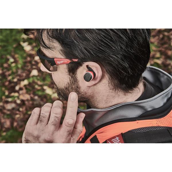 MILWAUKEE L4 RLEPB-301 REDLITHIUM USB BLUETOOTH JOBSITE EAR BUDS WITH HEARING PROTECTION