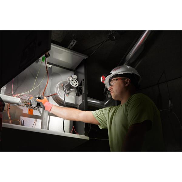 MILWAUKEE L4HL2-301 600 LUMEN RECHARAGABLE HEADLIGHT (1X3AH)