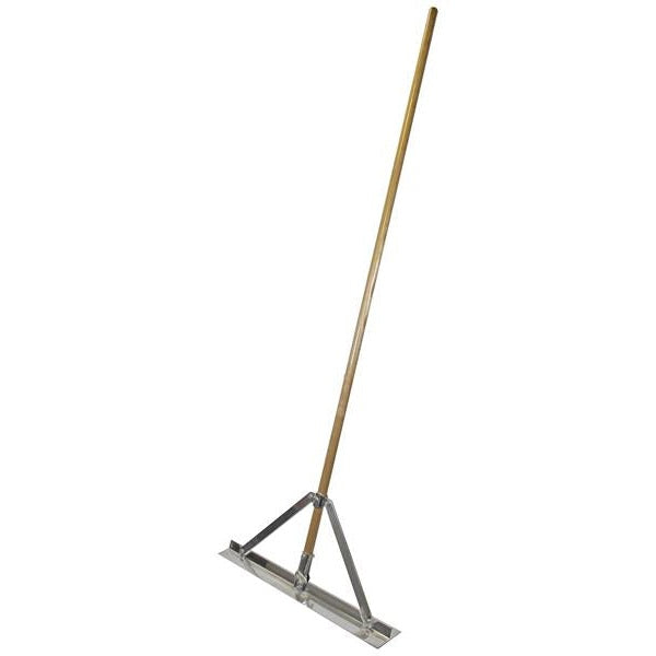Faithfull Aluminium Builder's Spazzle with Wooden Handle