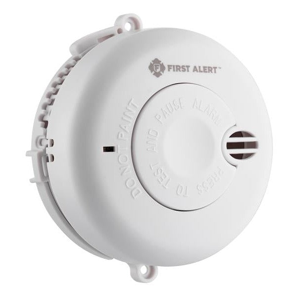First Alert® SA700UK Optical Smoke Alarm - AAA Batteries