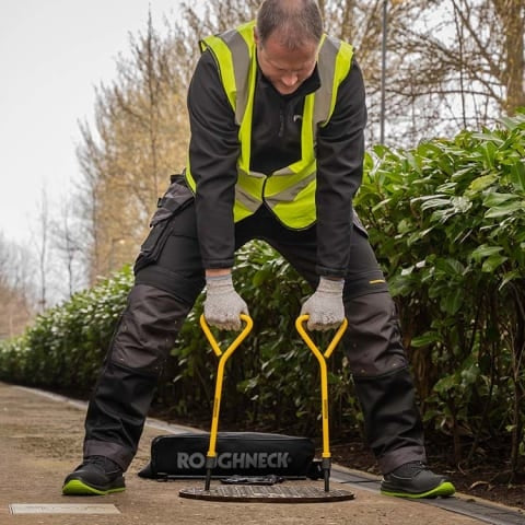 ROUGHNECK UNIVERSAL MANHOLE KEY SET (6 TIPS)