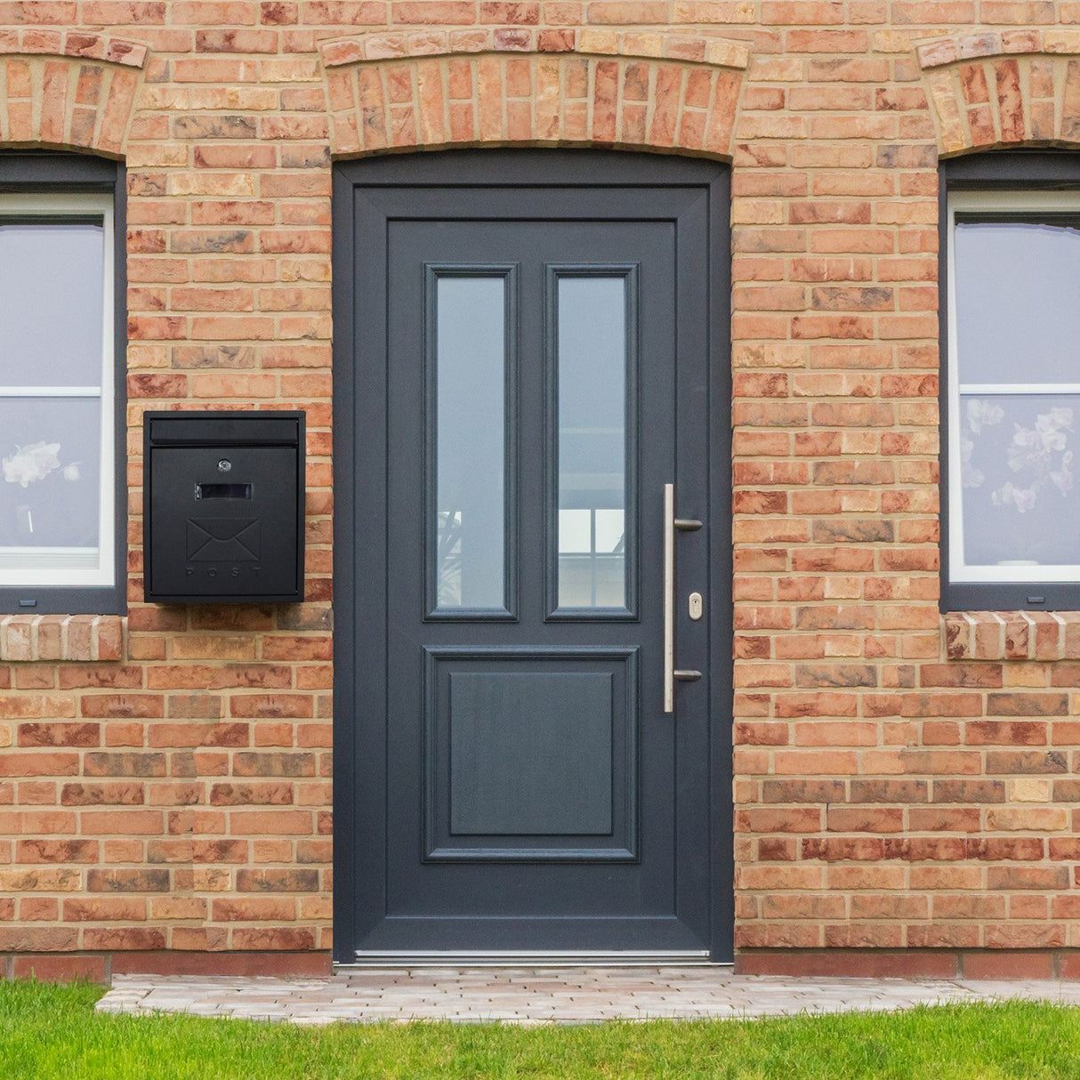 POSTPLUS CONTEMPORARY POST BOX MATT BLACK