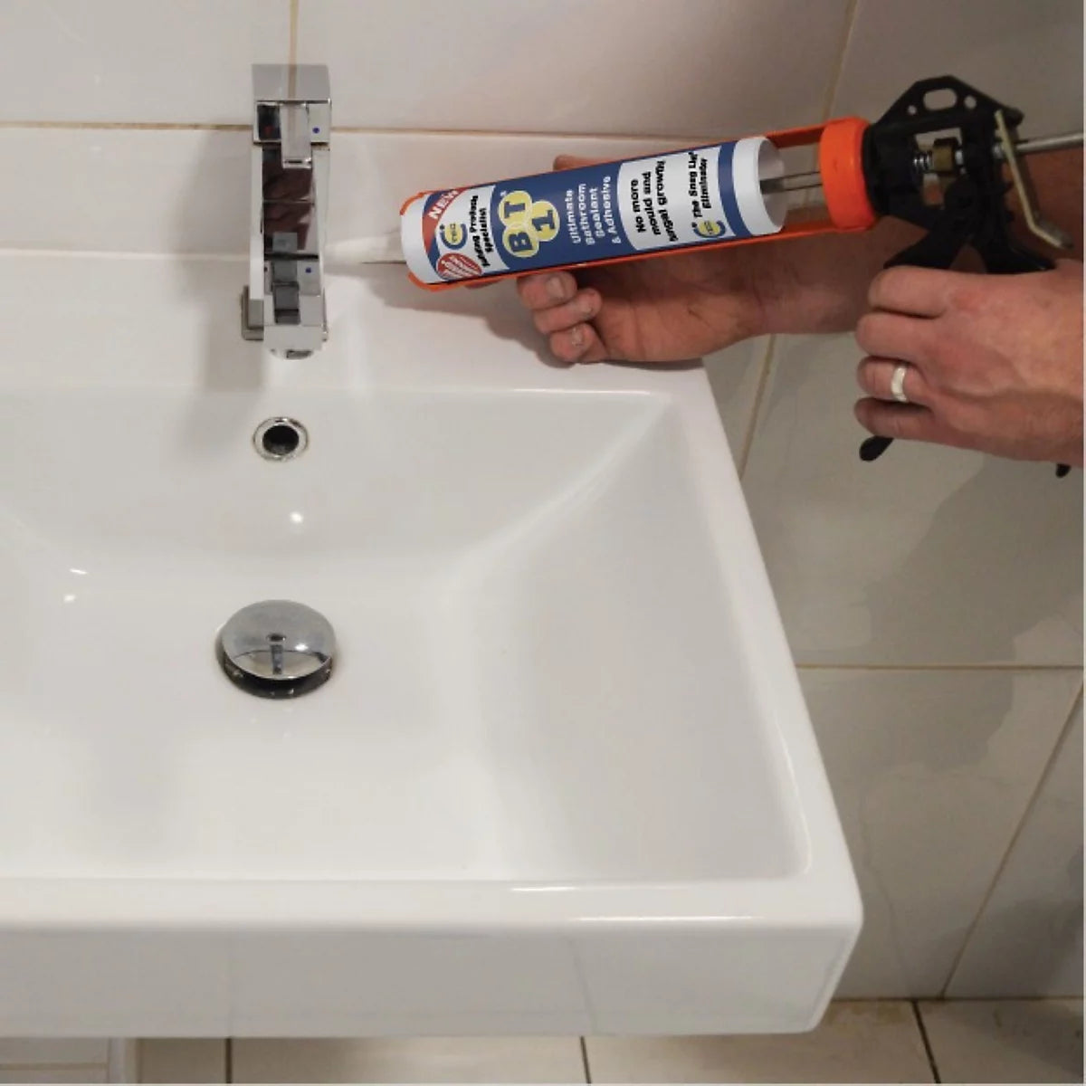 BT1 BATHROOM SEALANT TRANSPARENT 290ML