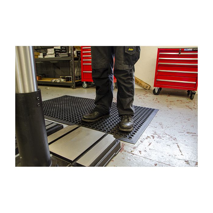 JEFFERSON ANTI-FATIGUE RUBBER MAT BLACK (914X610X12MM)