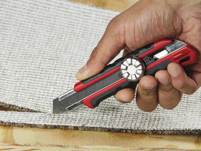 MILWAUKEE SNAP KNIFE 18MM