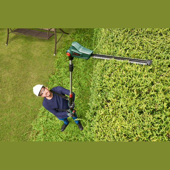 BOSCH UNIVERSAL HEDGEPOLE (1X2.5AH)