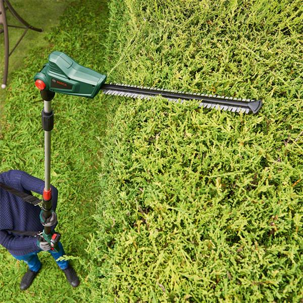 BOSCH UNIVERSAL HEDGEPOLE (1X2.5AH)