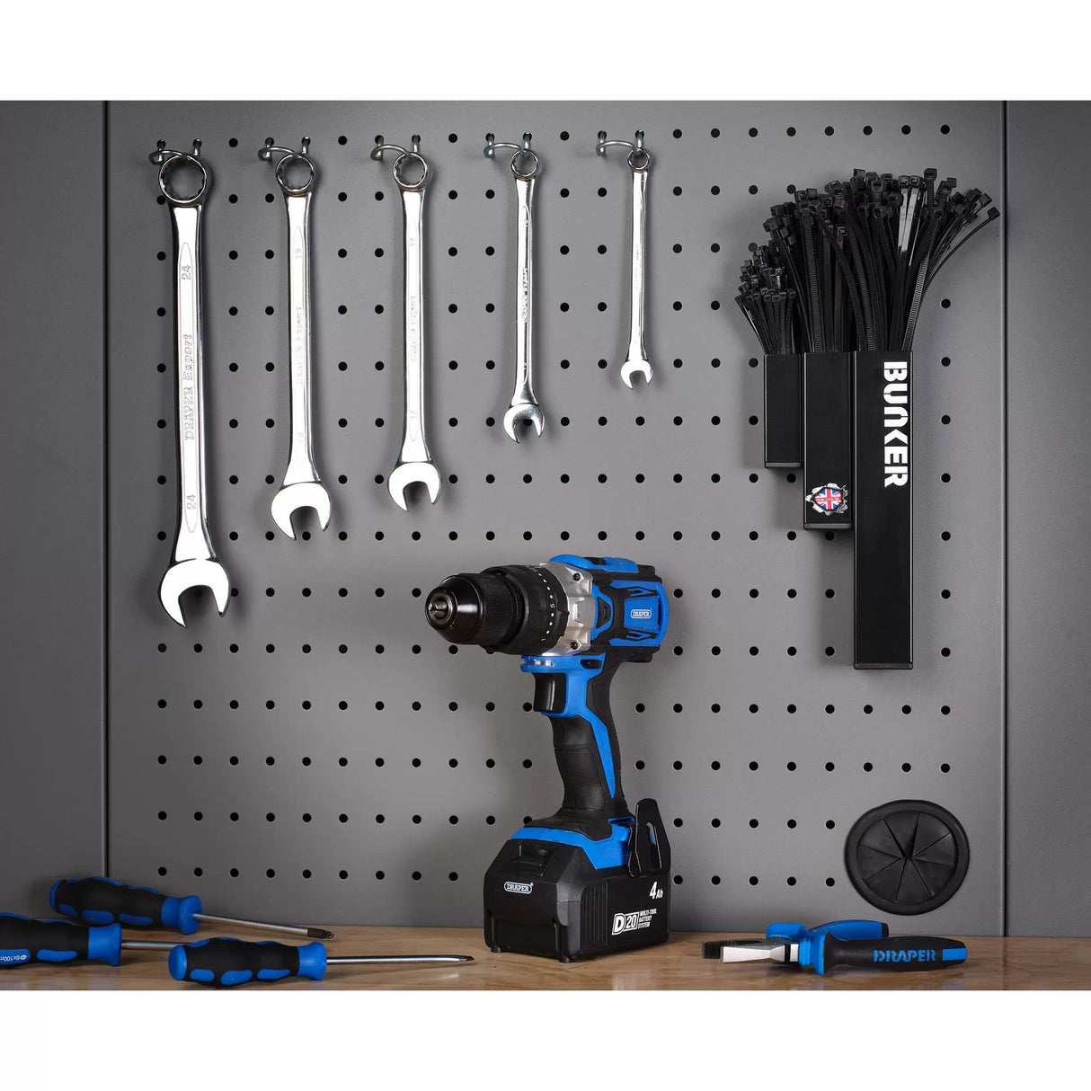 DRAPER BUNKER® MAGNETIC CABLE TIE HOLDER (300 PIECE)