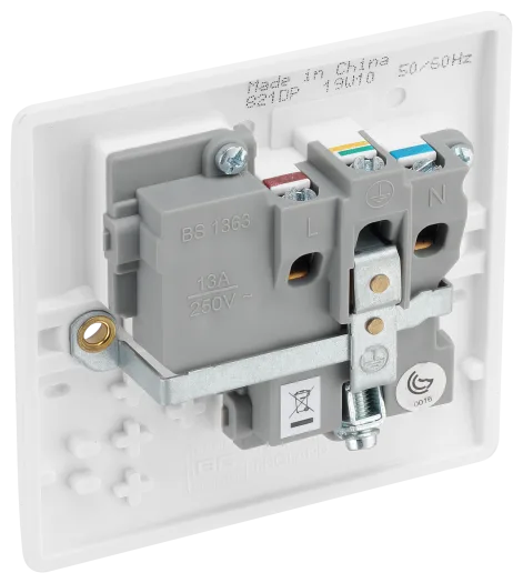 BG 1 GANG SOCKET SWITCHED