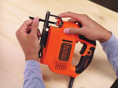 BLACK & DECKER 520W VARIABLE SPEED JIGSAW