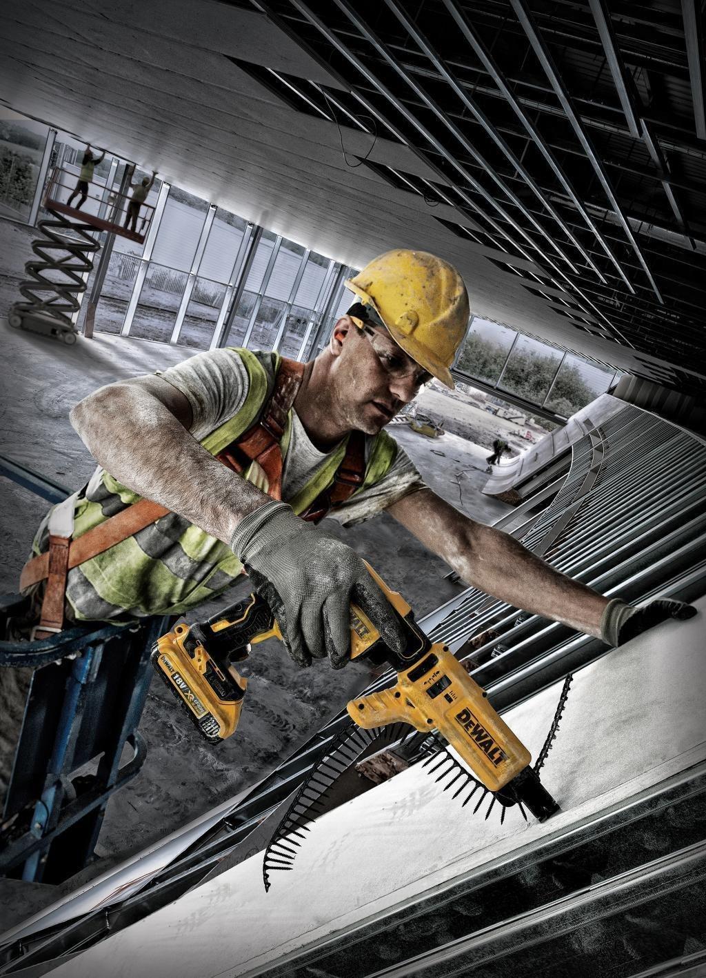DEWALT 18V COLLATED DRYWALL SCREWDRIVER KIT 2 X 5AH BATTERIES